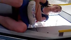 Le ragazze hanno un  ...