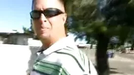 Lei succhia cazzi pr ...