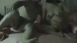 L'uomo usa il porno  ...