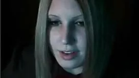 Una donna ragazze le ...