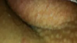 Moglie accarezzando  ...