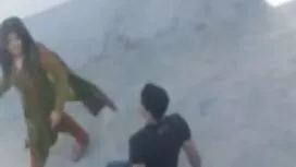 La ragazza russa si  ...